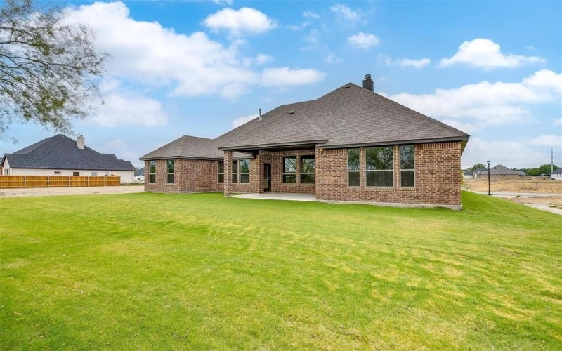 2515 Dartford Drive, Crowley, TX 76036, 4 Bedrooms Bedrooms, ,3 BathroomsBathrooms,Residential,For Sale,2515 Dartford Drive,20773709