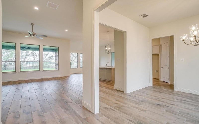 2515 Dartford Drive, Crowley, TX 76036, 4 Bedrooms Bedrooms, ,3 BathroomsBathrooms,Residential,For Sale,2515 Dartford Drive,20773709
