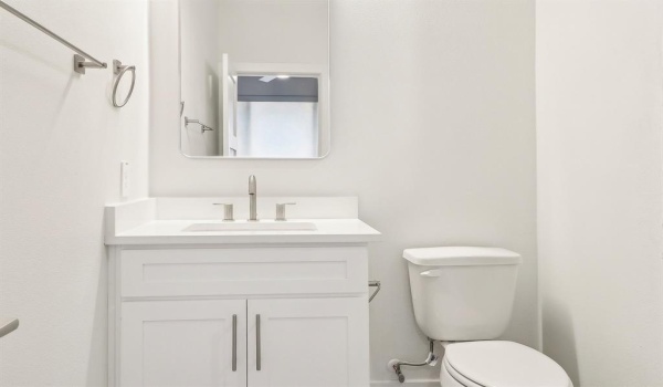 13351 Goodland Street #203, Farmers Branch, TX 75234, 3 Habitaciones Habitaciones , ,3 BañosBaños,Residential,En Venta,13351 Goodland Street,20786576