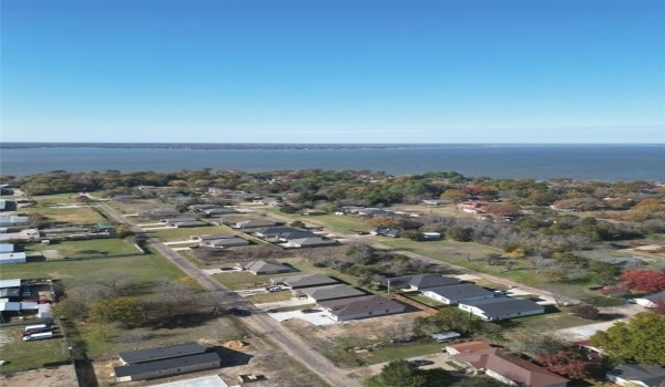 122 Loon Bay Drive, Gun Barrel City, TX 75156, 3 Bedrooms Bedrooms, ,2 BathroomsBathrooms,Residential,For Sale,122 Loon Bay Drive,20787120