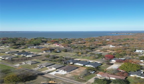 122 Loon Bay Drive, Gun Barrel City, TX 75156, 3 Bedrooms Bedrooms, ,2 BathroomsBathrooms,Residential,For Sale,122 Loon Bay Drive,20787120