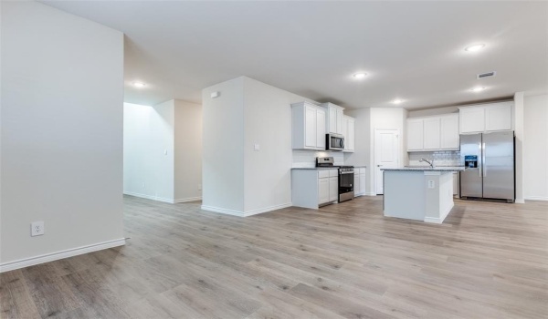 240 Kistler Drive, Little Elm, TX 75068, 4 Bedrooms Bedrooms, ,2 BathroomsBathrooms,Residential Lease,For Rent,240 Kistler Drive,20787601