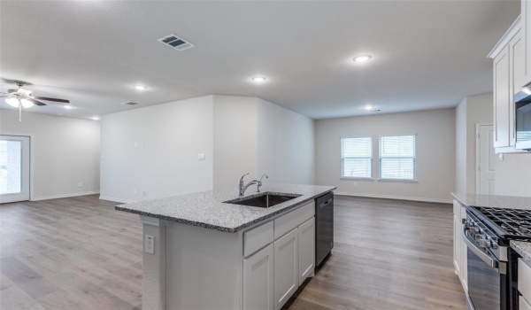 240 Kistler Drive, Little Elm, TX 75068, 4 Bedrooms Bedrooms, ,2 BathroomsBathrooms,Residential Lease,For Rent,240 Kistler Drive,20787601