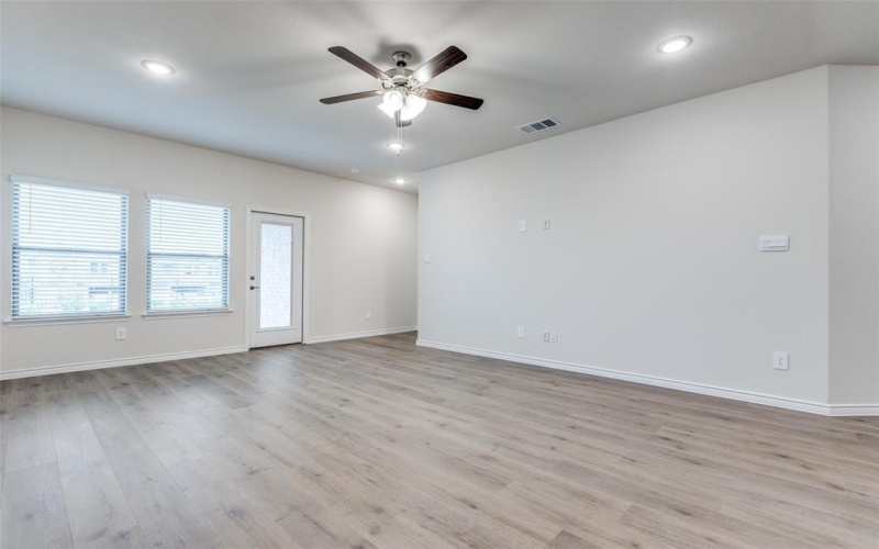240 Kistler Drive, Little Elm, TX 75068, 4 Bedrooms Bedrooms, ,2 BathroomsBathrooms,Residential Lease,For Rent,240 Kistler Drive,20787601