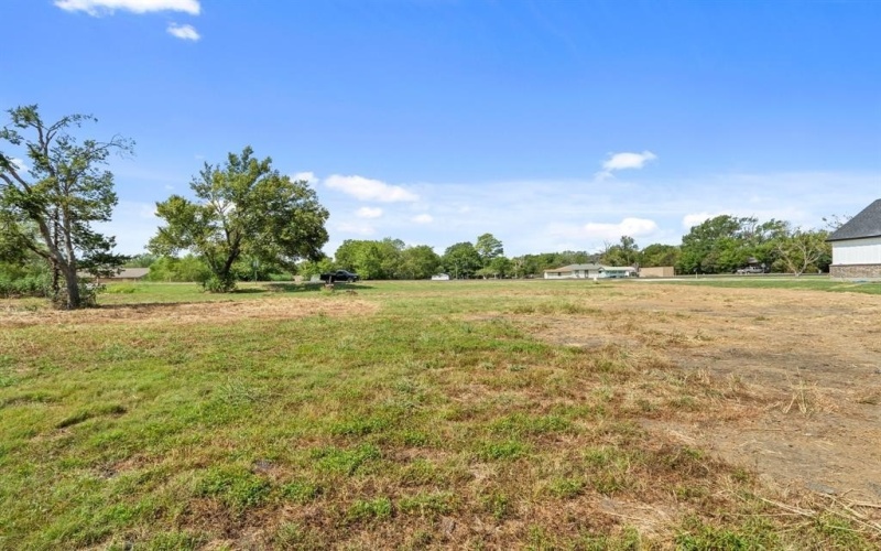 703 1/2 N Elm Street, Kemp, TX 75143, 4 Bedrooms Bedrooms, ,2 BathroomsBathrooms,Residential,For Sale,703 1/2 N Elm Street,20788003