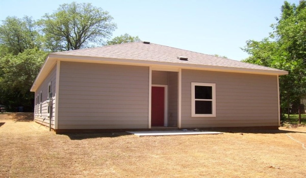 1119 W Johnson Street, Denison, TX 75020, 3 Bedrooms Bedrooms, ,2 BathroomsBathrooms,Residential,For Sale,1119 W Johnson Street,20788309