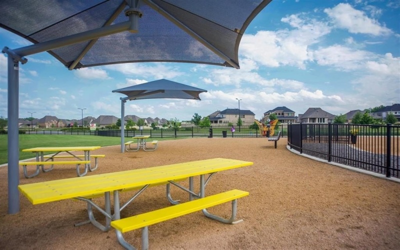 8521 Heard Hill Drive, McKinney, TX 75071, 4 Bedrooms Bedrooms, ,3 BathroomsBathrooms,Residential,For Sale,8521 Heard Hill Drive,20788703