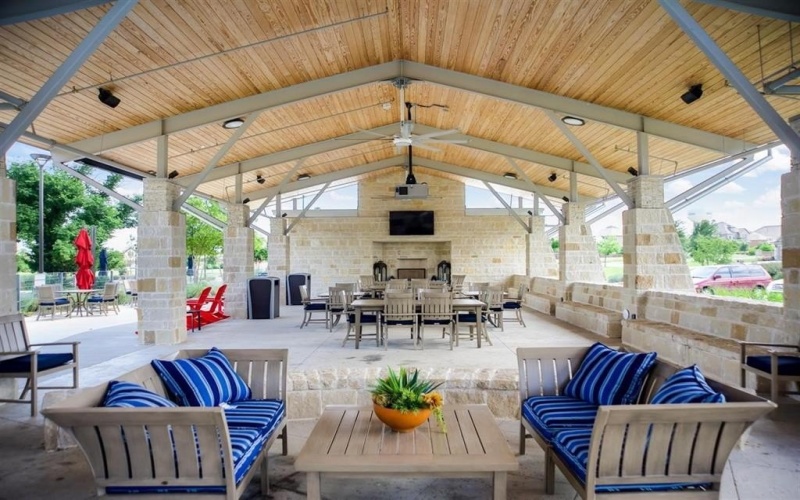 8521 Heard Hill Drive, McKinney, TX 75071, 4 Bedrooms Bedrooms, ,3 BathroomsBathrooms,Residential,For Sale,8521 Heard Hill Drive,20788703
