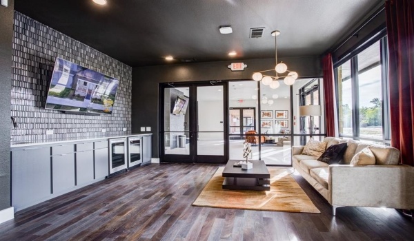 2510 Carmelita Street, Dallas, TX 75212, 3 Bedrooms Bedrooms, ,3 BathroomsBathrooms,Residential,For Sale,2510 Carmelita Street,20788798