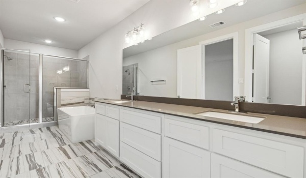 2510 Carmelita Street, Dallas, TX 75212, 3 Bedrooms Bedrooms, ,3 BathroomsBathrooms,Residential,For Sale,2510 Carmelita Street,20788798