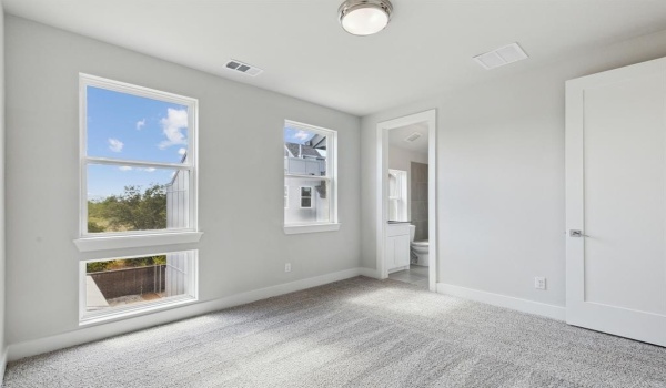 2510 Carmelita Street, Dallas, TX 75212, 3 Bedrooms Bedrooms, ,3 BathroomsBathrooms,Residential,For Sale,2510 Carmelita Street,20788798