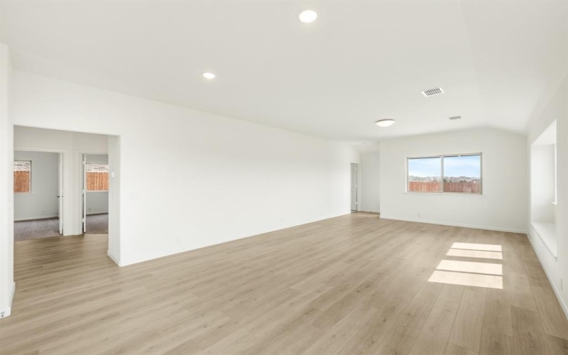 909 Creekhollow Drive, Godley, TX 76044, 3 Habitaciones Habitaciones , ,2 BañosBaños,Residential,En Venta,909 Creekhollow Drive,20792305