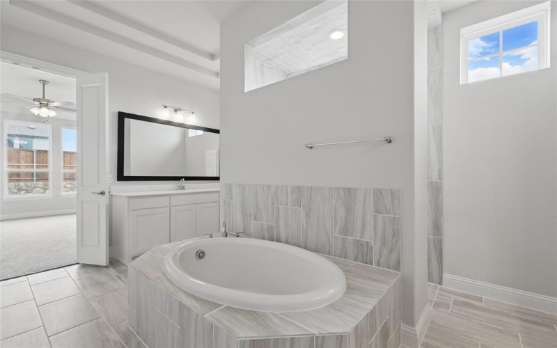 713 Meridian Drive, Aledo, TX 76008, 5 Bedrooms Bedrooms, ,5 BathroomsBathrooms,Residential,For Sale,713 Meridian Drive,20796218