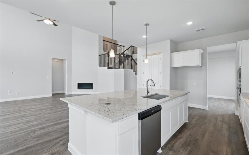 713 Meridian Drive, Aledo, TX 76008, 5 Bedrooms Bedrooms, ,5 BathroomsBathrooms,Residential,For Sale,713 Meridian Drive,20796218