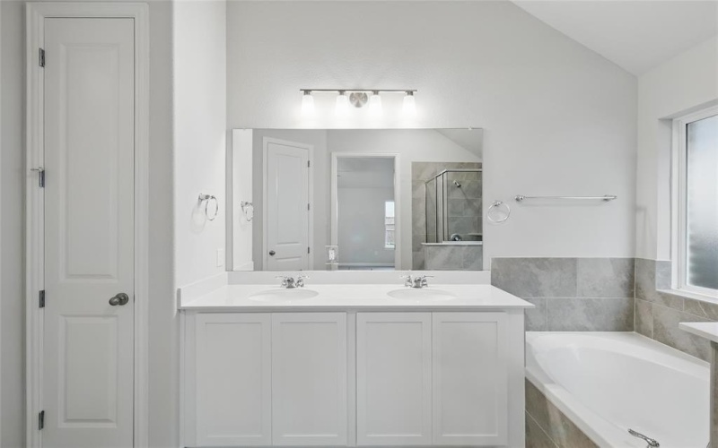 16357 Renault Street, Fort Worth, TX 76247, 3 Bedrooms Bedrooms, ,2 BathroomsBathrooms,Residential,For Sale,16357 Renault Street,20796302