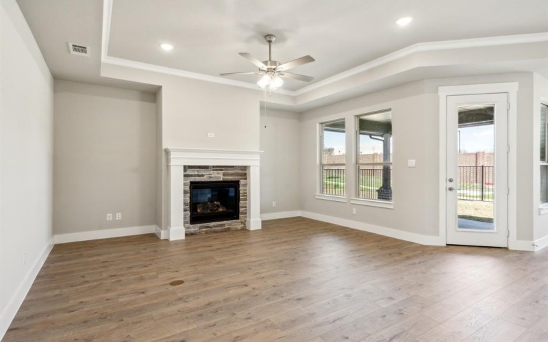 1921 Vittoria Lane, Little Elm, TX 75068, 2 Bedrooms Bedrooms, ,2 BathroomsBathrooms,Residential,For Sale,1921 Vittoria Lane,20796308