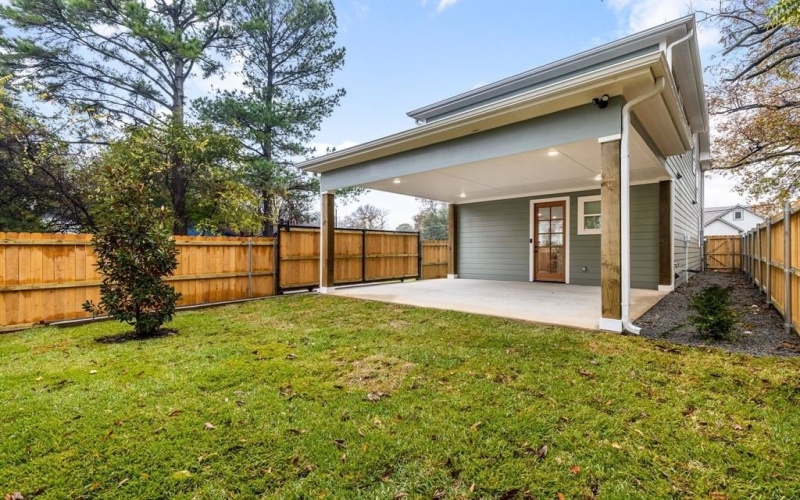 2500 LOWERY Street, Dallas, TX 75215, 3 Habitaciones Habitaciones , ,2 BañosBaños,Residential,En Venta,2500 LOWERY Street,20793069
