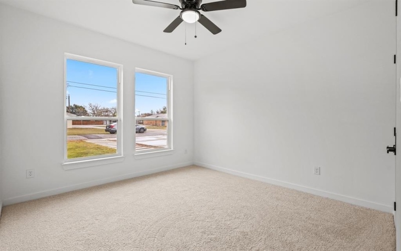 305 Highland Avenue, Red Oak, TX 75154, 4 Habitaciones Habitaciones , ,2 BañosBaños,Residential,En Venta,305 Highland Avenue,20793131