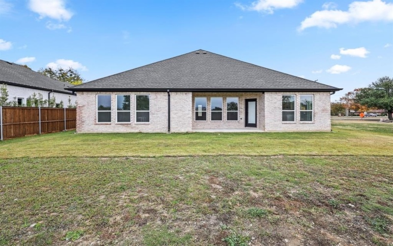 305 Highland Avenue, Red Oak, TX 75154, 4 Habitaciones Habitaciones , ,2 BañosBaños,Residential,En Venta,305 Highland Avenue,20793131