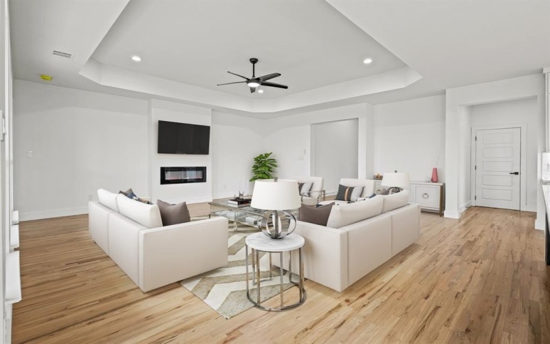 305 Highland Avenue, Red Oak, TX 75154, 4 Habitaciones Habitaciones , ,2 BañosBaños,Residential,En Venta,305 Highland Avenue,20793131