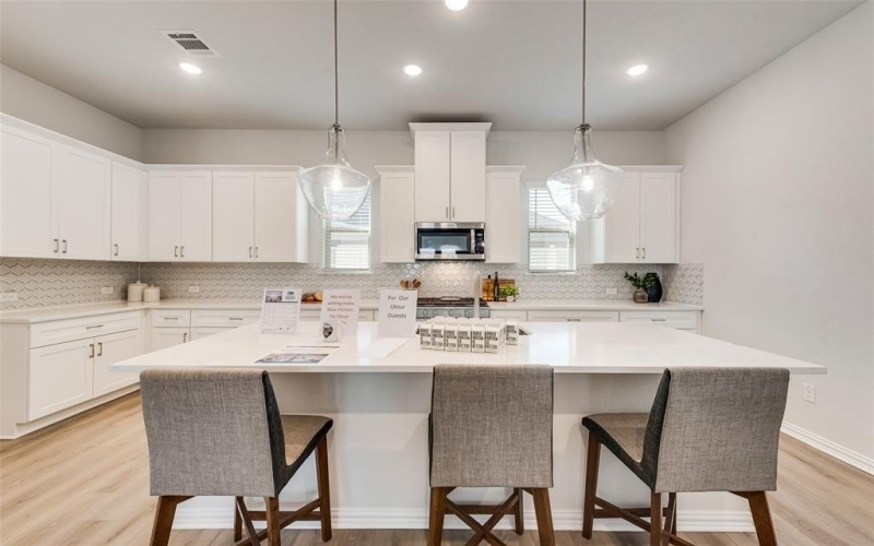 4557 Ward Street, North Richland Hills, TX 76180, 4 Habitaciones Habitaciones , ,3 BañosBaños,Residential,En Venta,4557 Ward Street,20793276