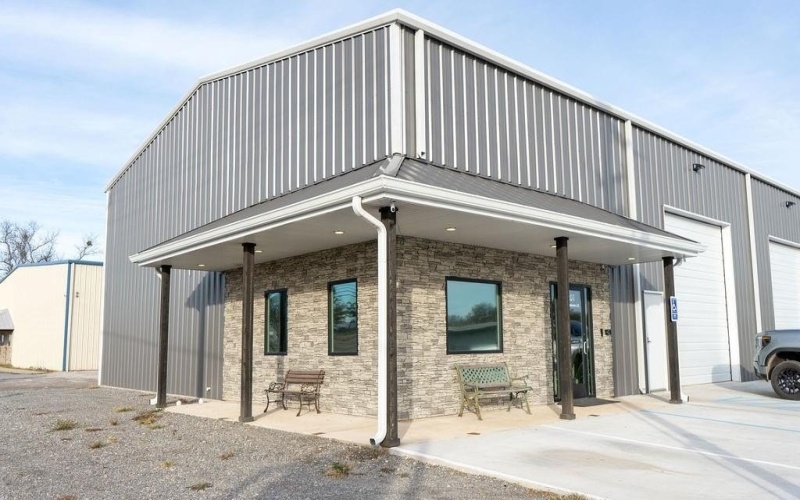 201 Industrial Street Highway, Bonham, TX 75418, ,Commercial Sale,En Venta,201 Industrial Street Highway,20793630