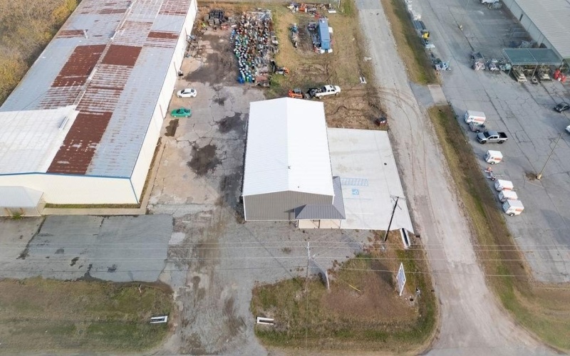 201 Industrial Street Highway, Bonham, TX 75418, ,Commercial Sale,En Venta,201 Industrial Street Highway,20793630