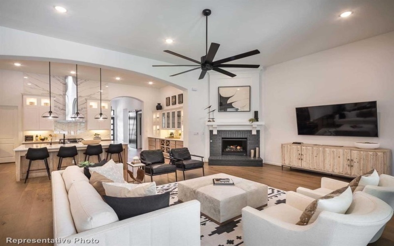 4121 Buffalo Clover Drive, Aubrey, TX 76227, 4 Habitaciones Habitaciones , ,5 BañosBaños,Residential,En Venta,4121 Buffalo Clover Drive,20793650