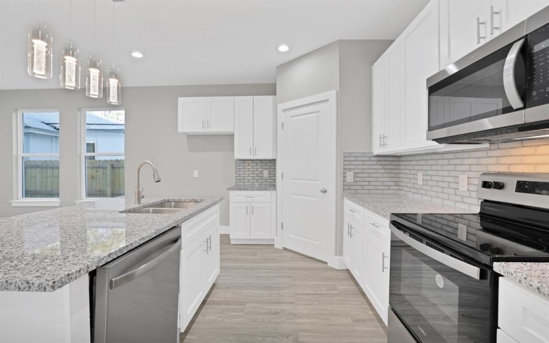 1636 Elsie Faye Heggins, Dallas, TX 75215, 4 Bedrooms Bedrooms, ,2 BathroomsBathrooms,Residential,For Sale,1636 Elsie Faye Heggins,20789146