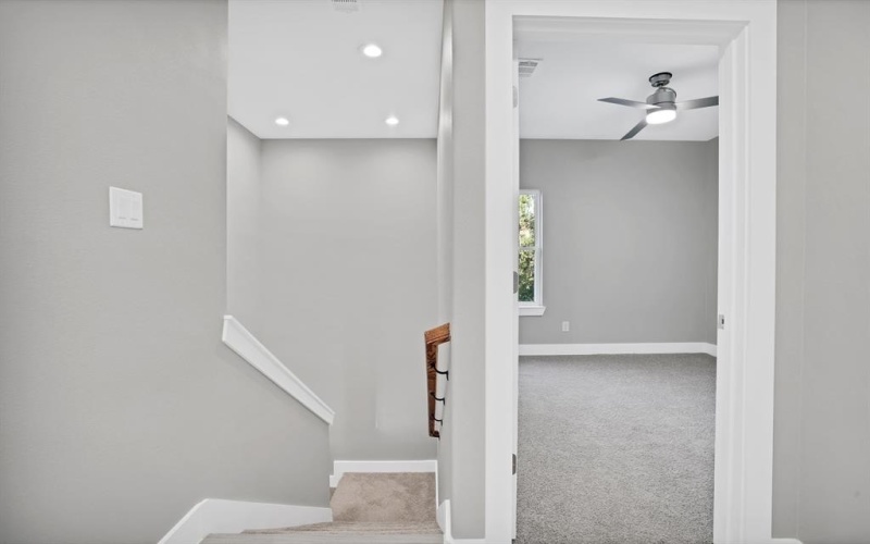 1636 Elsie Faye Heggins, Dallas, TX 75215, 4 Bedrooms Bedrooms, ,2 BathroomsBathrooms,Residential,For Sale,1636 Elsie Faye Heggins,20789146