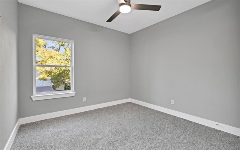 1636 Elsie Faye Heggins, Dallas, TX 75215, 4 Bedrooms Bedrooms, ,2 BathroomsBathrooms,Residential,For Sale,1636 Elsie Faye Heggins,20789146