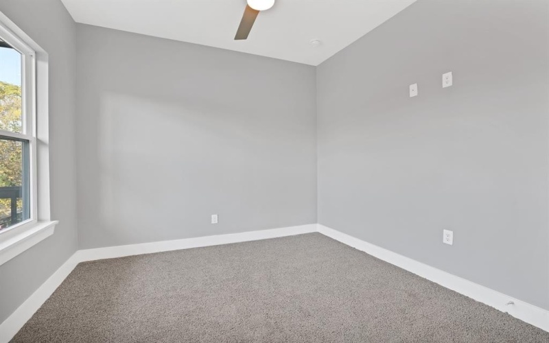 1636 Elsie Faye Heggins, Dallas, TX 75215, 4 Bedrooms Bedrooms, ,2 BathroomsBathrooms,Residential,For Sale,1636 Elsie Faye Heggins,20789146