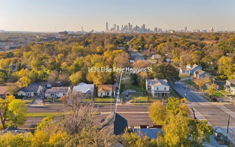 1636 Elsie Faye Heggins, Dallas, TX 75215, 4 Bedrooms Bedrooms, ,2 BathroomsBathrooms,Residential,For Sale,1636 Elsie Faye Heggins,20789146