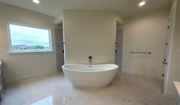 615 Gatlin Pass, Azle, TX 76020, 3 Bedrooms Bedrooms, ,2 BathroomsBathrooms,Residential,For Sale,615 Gatlin Pass,20794147