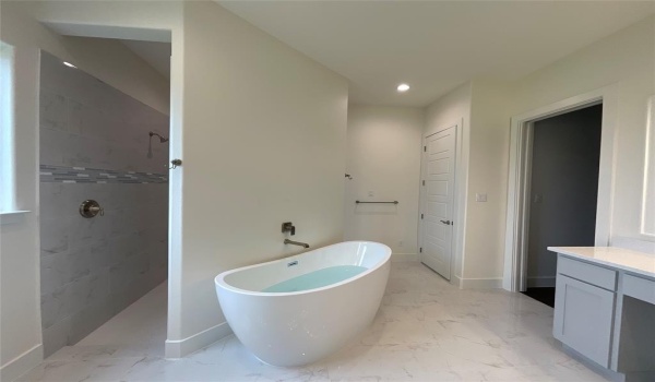 615 Gatlin Pass, Azle, TX 76020, 3 Bedrooms Bedrooms, ,2 BathroomsBathrooms,Residential,For Sale,615 Gatlin Pass,20794147