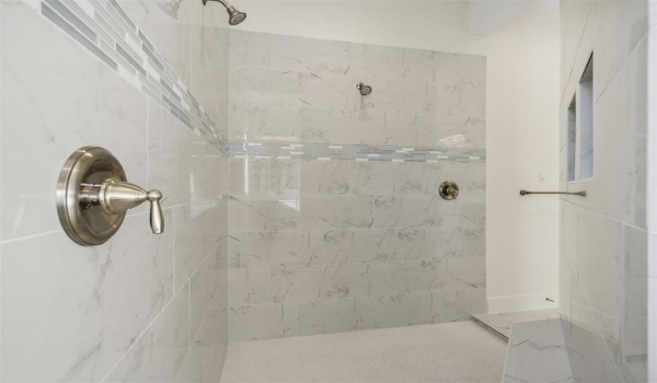 615 Gatlin Pass, Azle, TX 76020, 3 Bedrooms Bedrooms, ,2 BathroomsBathrooms,Residential,For Sale,615 Gatlin Pass,20794147