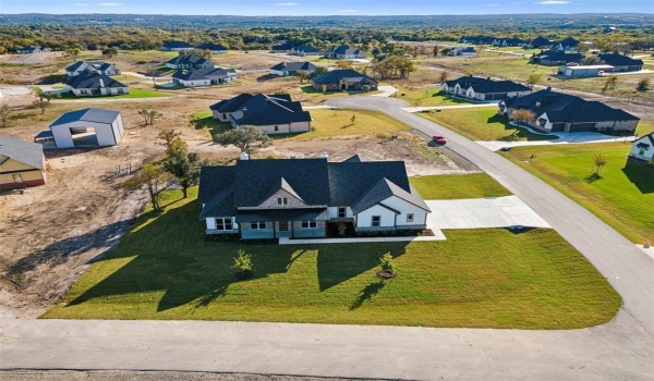 615 Gatlin Pass, Azle, TX 76020, 3 Bedrooms Bedrooms, ,2 BathroomsBathrooms,Residential,For Sale,615 Gatlin Pass,20794147