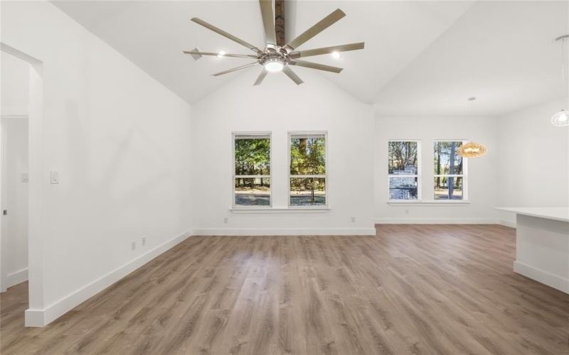 6143 Inca Drive, Enchanted Oaks, TX 75156, 4 Bedrooms Bedrooms, ,2 BathroomsBathrooms,Residential,For Sale,6143 Inca Drive,20789214