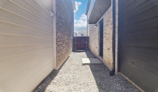 2636 Big Bend Mews, Corinth, TX 76209, 3 Bedrooms Bedrooms, ,2 BathroomsBathrooms,Residential,For Sale,2636 Big Bend Mews,20794207