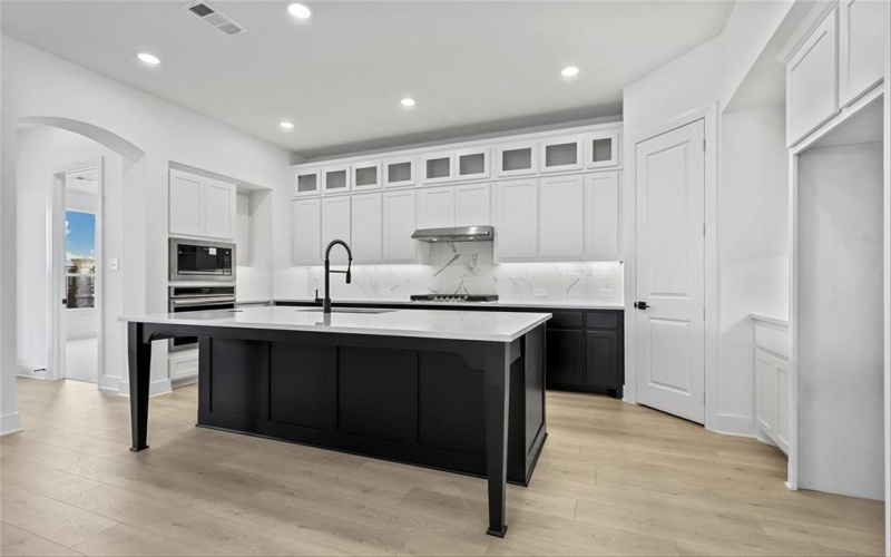 16444 Hemlock Tree Drive, Fort Worth, TX 76247, 4 Bedrooms Bedrooms, ,5 BathroomsBathrooms,Residential,For Sale,16444 Hemlock Tree Drive,20789493