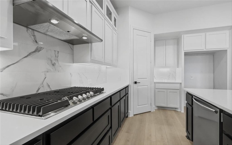 16444 Hemlock Tree Drive, Fort Worth, TX 76247, 4 Bedrooms Bedrooms, ,5 BathroomsBathrooms,Residential,For Sale,16444 Hemlock Tree Drive,20789493