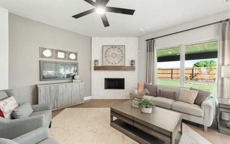 5641 Rutherford Drive, Midlothian, TX 76065, 4 Bedrooms Bedrooms, ,3 BathroomsBathrooms,Residential,For Sale,5641 Rutherford Drive,20789503
