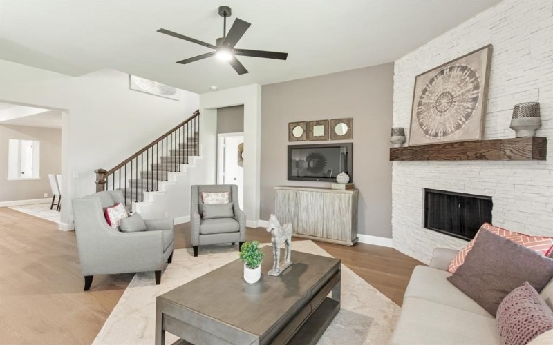 5641 Rutherford Drive, Midlothian, TX 76065, 4 Bedrooms Bedrooms, ,3 BathroomsBathrooms,Residential,For Sale,5641 Rutherford Drive,20789503