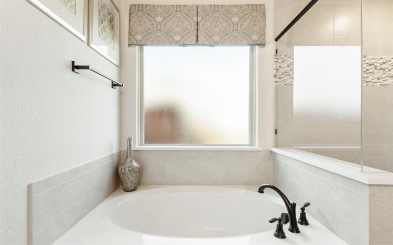 5641 Rutherford Drive, Midlothian, TX 76065, 4 Bedrooms Bedrooms, ,3 BathroomsBathrooms,Residential,For Sale,5641 Rutherford Drive,20789503