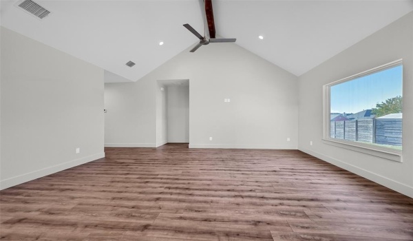 4804 Dry Creek Road, Sherman, TX 75092, 3 Bedrooms Bedrooms, ,2 BathroomsBathrooms,Residential,For Sale,4804 Dry Creek Road,20789553