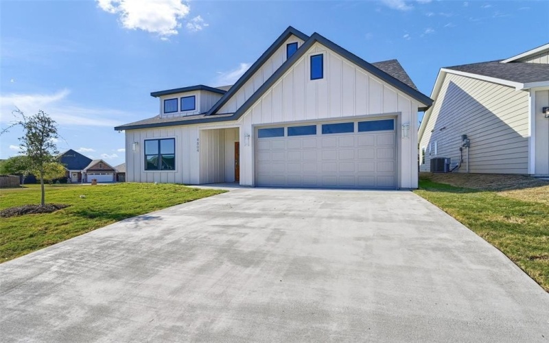 4804 Dry Creek Road, Sherman, TX 75092, 3 Bedrooms Bedrooms, ,2 BathroomsBathrooms,Residential,For Sale,4804 Dry Creek Road,20789553