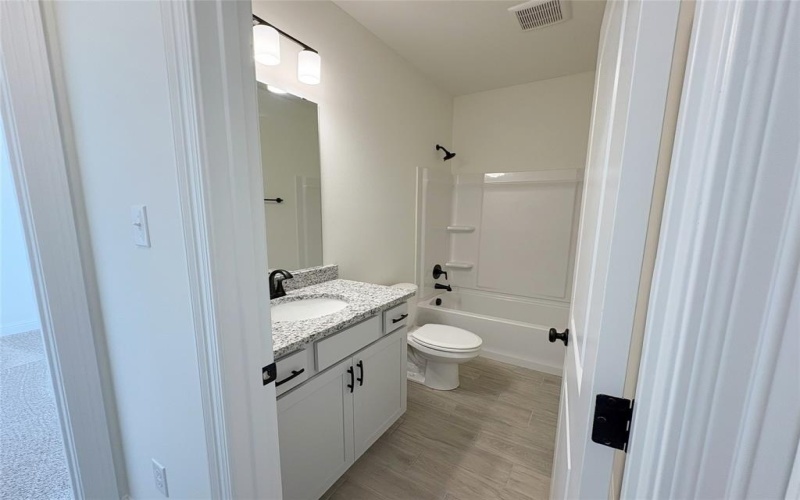 645 HILLTOP Circle, Shreveport, LA 71107, 3 Bedrooms Bedrooms, ,2 BathroomsBathrooms,Residential,For Sale,645 HILLTOP Circle,20789580