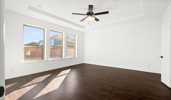 2109 Valencia Drive, Little Elm, TX 75068, 4 Bedrooms Bedrooms, ,3 BathroomsBathrooms,Residential,For Sale,2109 Valencia Drive,20789666