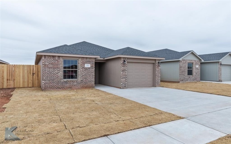 288 Tombstone Road, Abilene, TX 79602, 3 Bedrooms Bedrooms, ,2 BathroomsBathrooms,Residential,For Sale,288 Tombstone Road,20789773