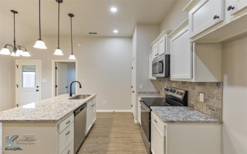 288 Tombstone Road, Abilene, TX 79602, 3 Bedrooms Bedrooms, ,2 BathroomsBathrooms,Residential,For Sale,288 Tombstone Road,20789773